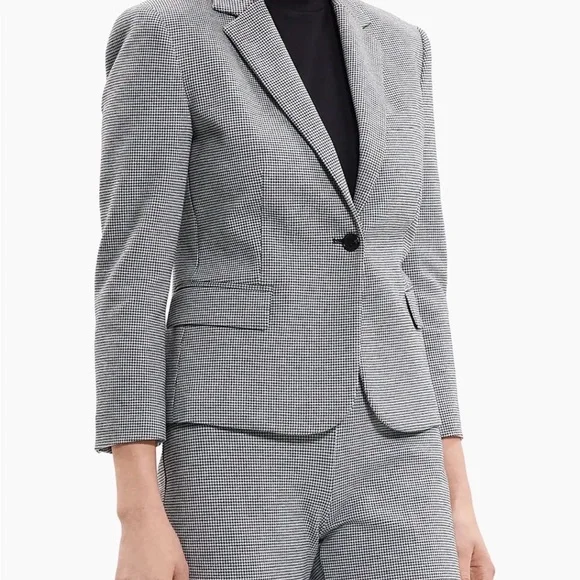 Theory Shrunken Women’s Blazer in Houndstooth - Picture 4 of 14
